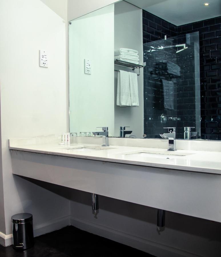 The Urban Hotel Лусака Екстер'єр фото