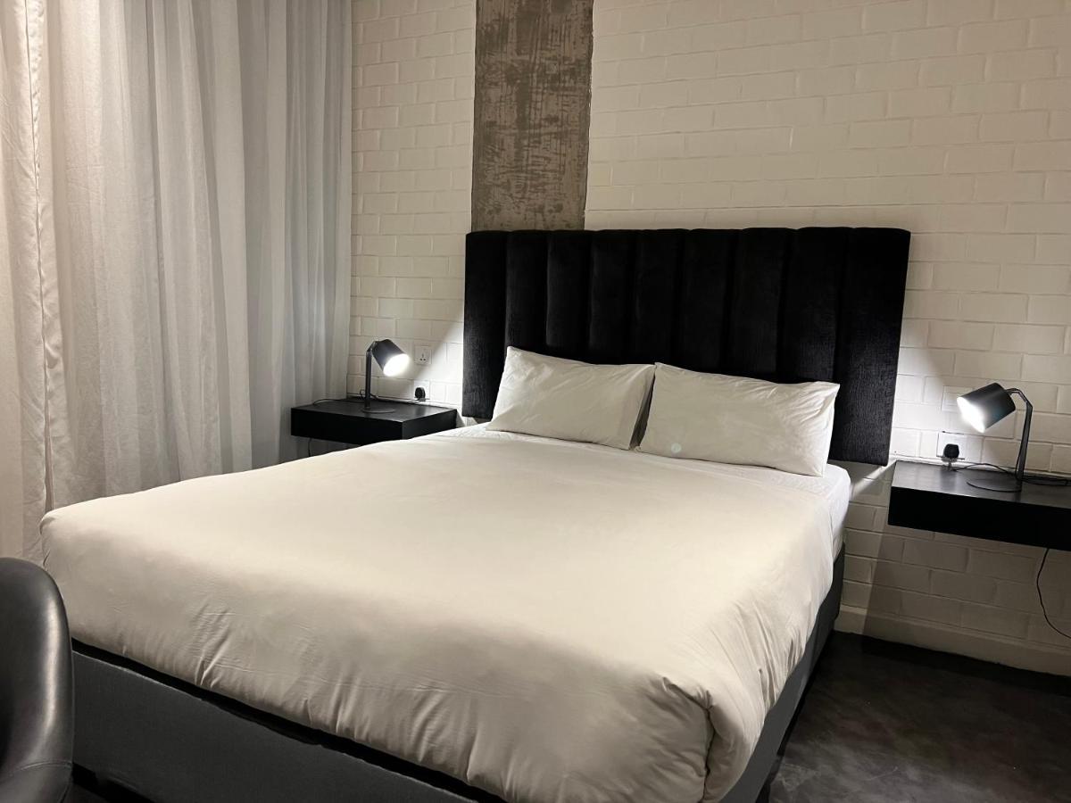 The Urban Hotel Лусака Екстер'єр фото